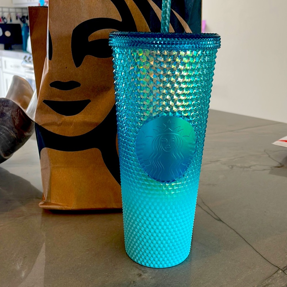 NWT Starbucks 24 Oz cup
